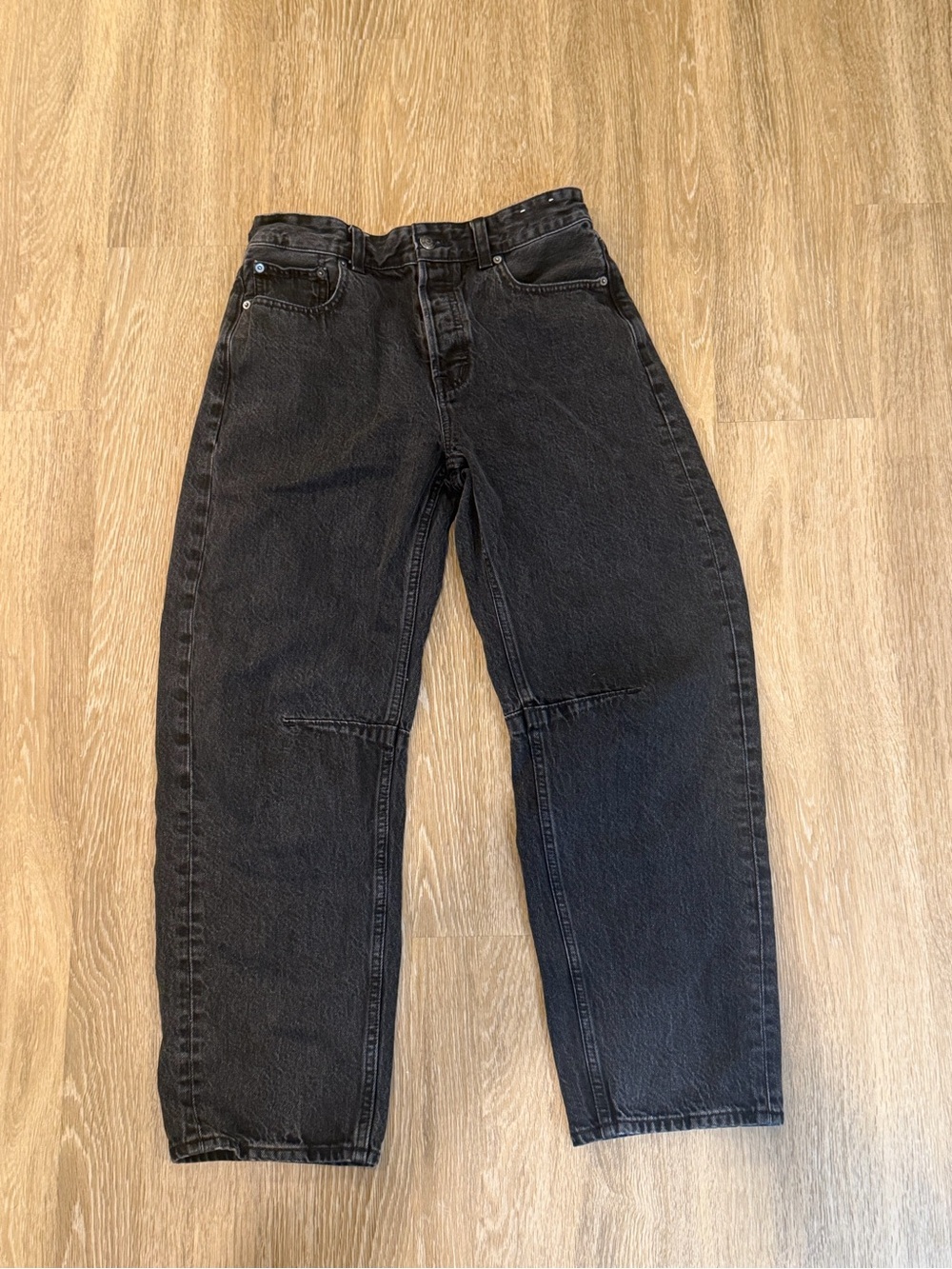 Madewell Black Barrel Jeans